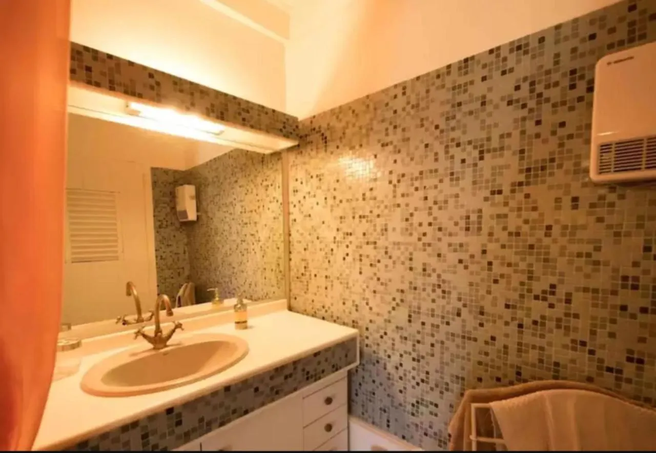 Ferme Des Prades Bed and Breakfast Landeyrat