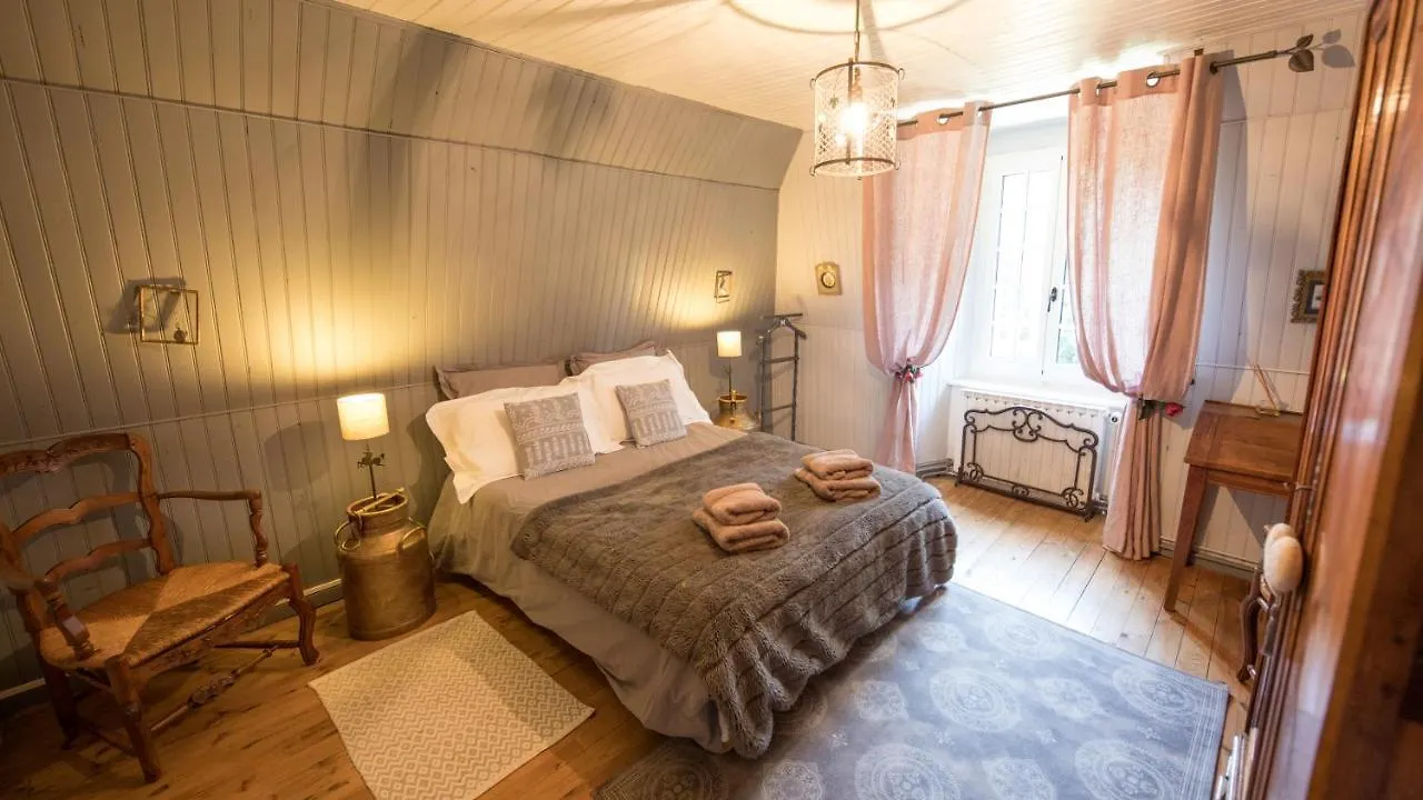 Ferme Des Prades Bed and Breakfast Landeyrat