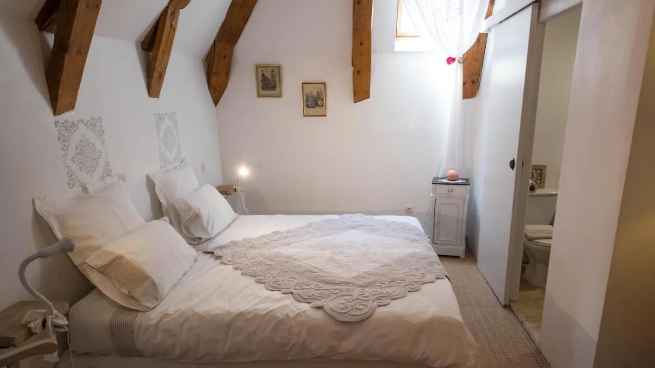 Ferme Des Prades Bed and Breakfast Landeyrat