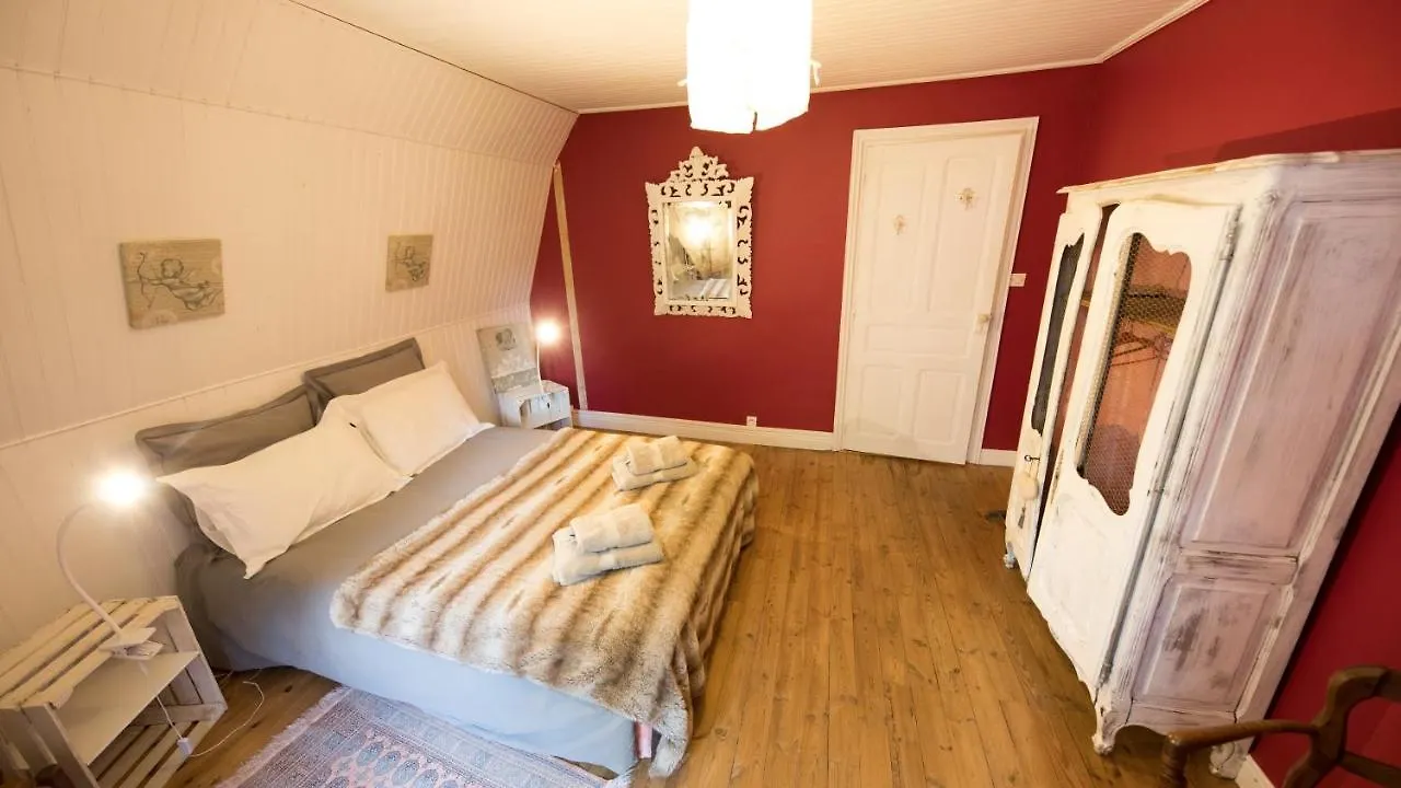 Ferme Des Prades Bed and Breakfast Landeyrat Γαλλία